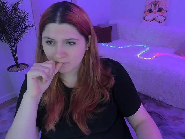Milenafiery live cam on BongaCams