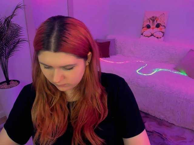 Milenafiery live cam on BongaCams