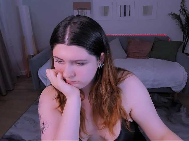 Milenafiery live cam on BongaCams