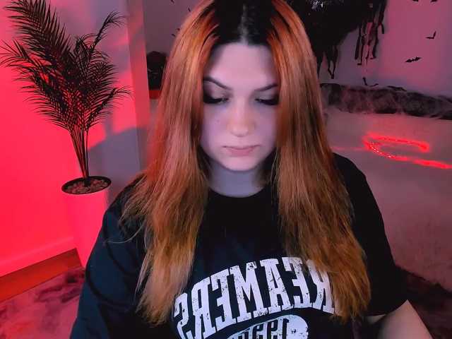 Milenafiery live cam on BongaCams