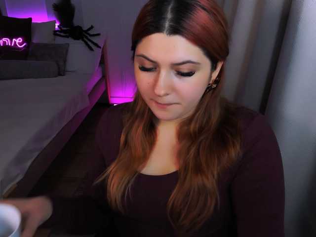 Milenafiery live cam on BongaCams