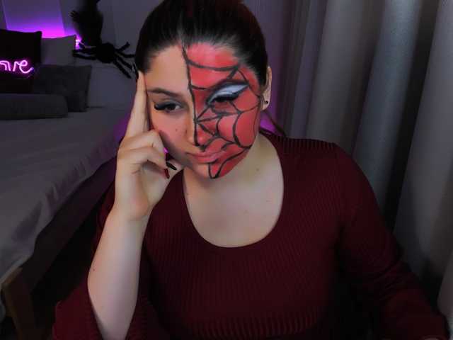 Milenafiery live cam on BongaCams