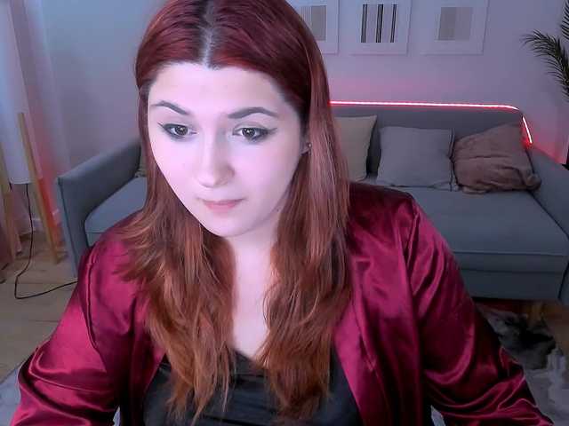 Milenafiery live cam on BongaCams