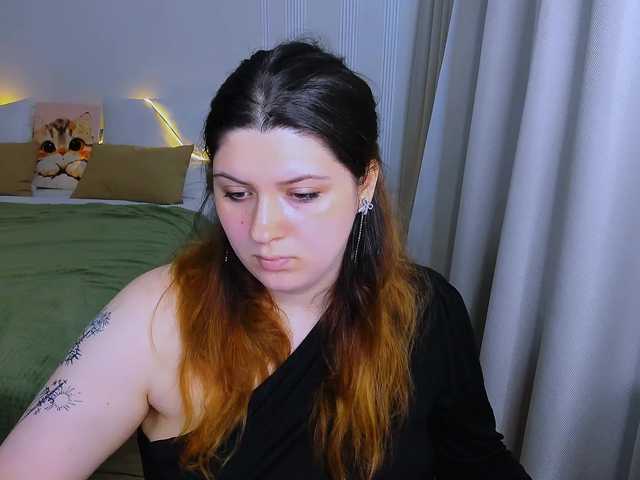 Milenafiery live cam on BongaCams