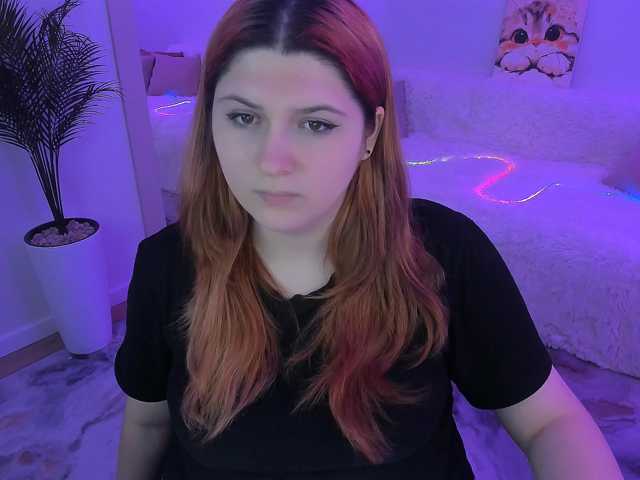 Milenafiery live cam on BongaCams