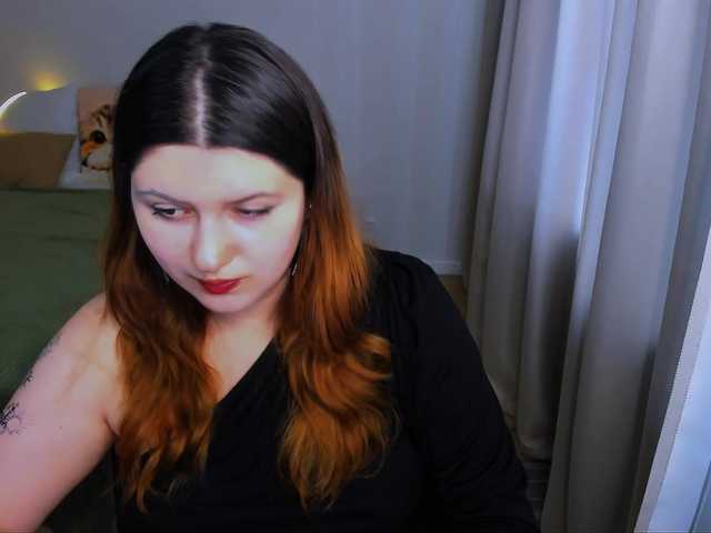 Milenafiery live cam on BongaCams