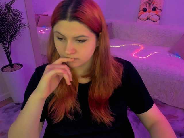 Milenafiery live cam on BongaCams
