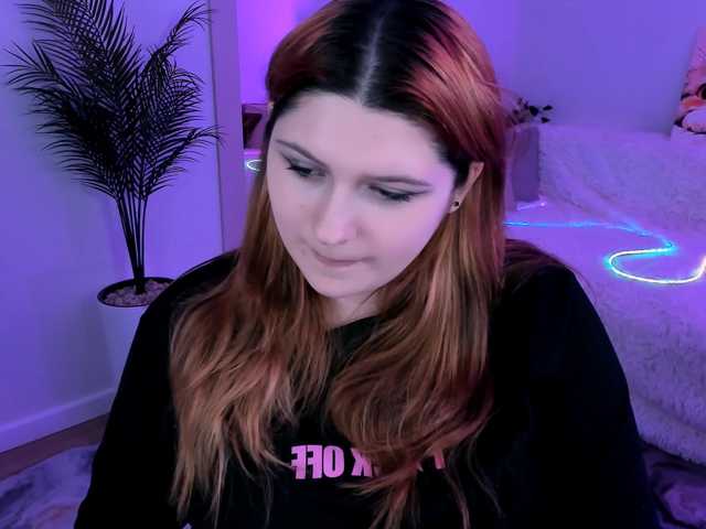 Milenafiery live cam on BongaCams