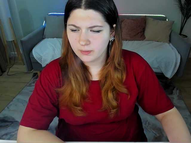 Milenafiery live cam on BongaCams