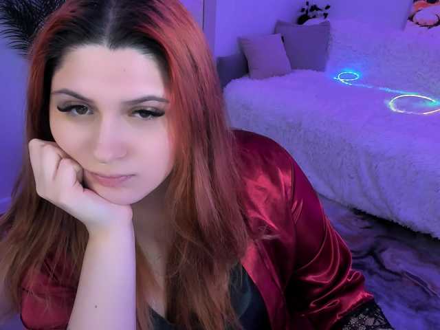 Milenafiery live cam on BongaCams