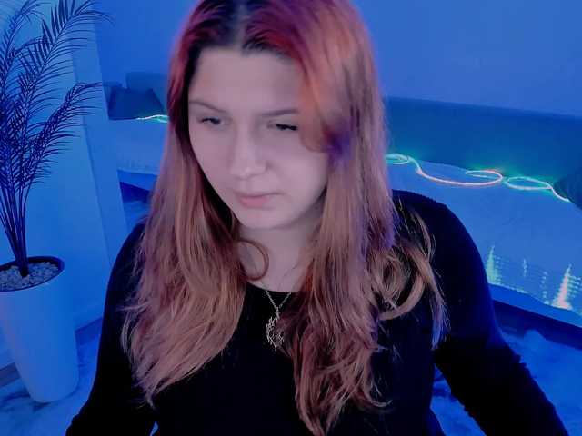 Milenafiery live cam on BongaCams