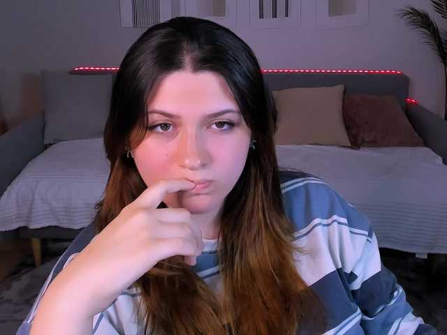 Milenafiery live cam on BongaCams