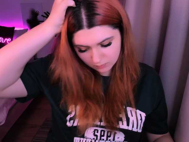Milenafiery live cam on BongaCams