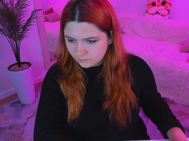 Milenafiery live cam on BongaCams