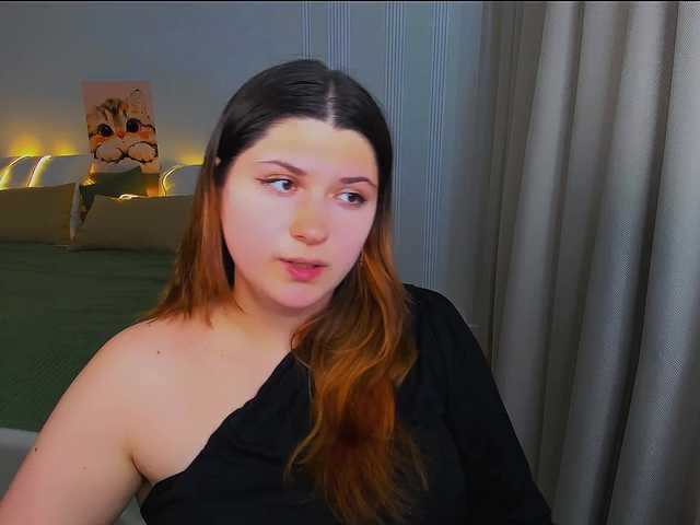 Milenafiery live cam on BongaCams