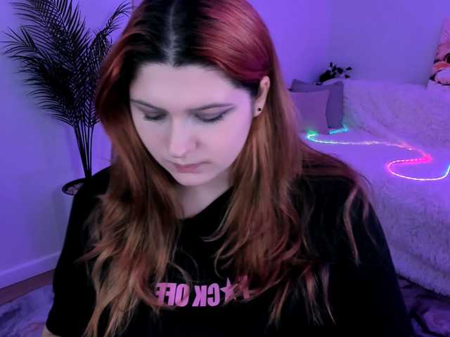 Milenafiery live cam on BongaCams