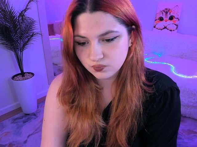 Milenafiery live cam on BongaCams