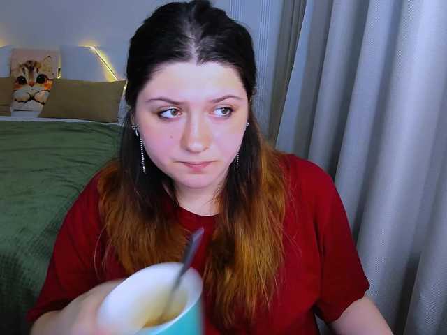 Milenafiery live cam on BongaCams