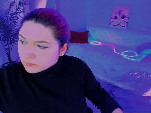Milenafiery live cam on BongaCams