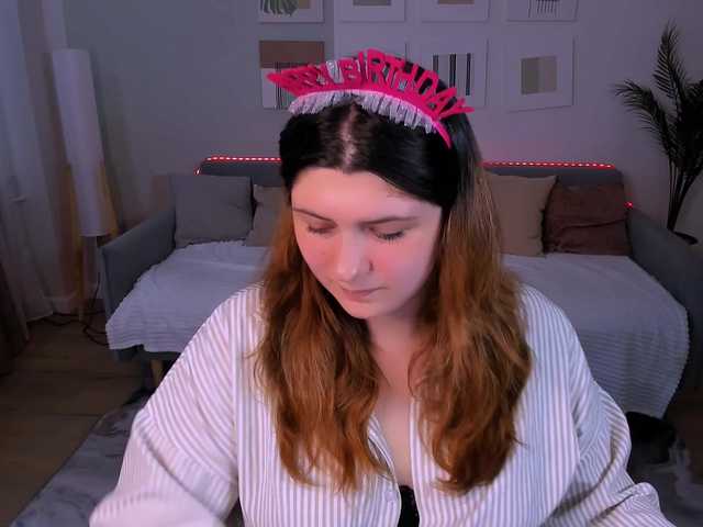 Milenafiery live cam on BongaCams
