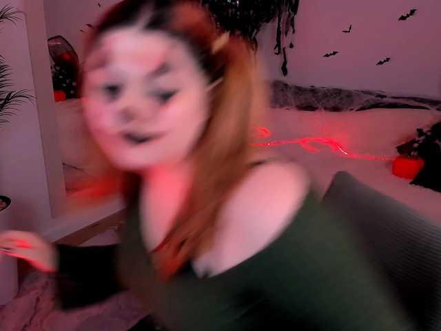 Milenafiery live cam on BongaCams