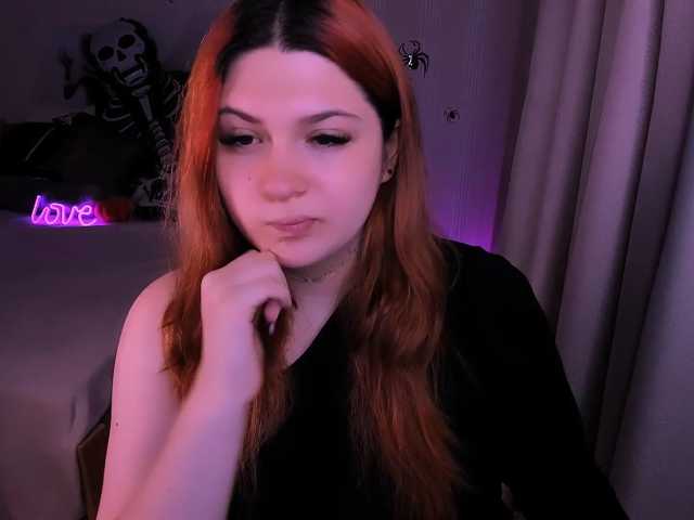 Milenafiery live cam
