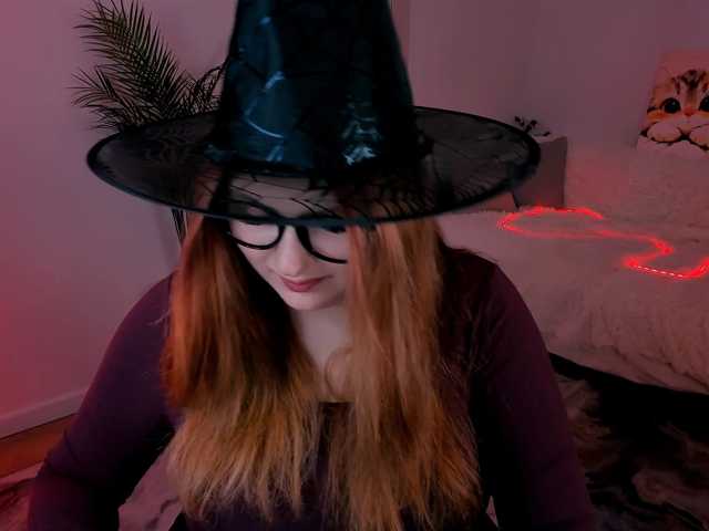 Milenafiery live cam preview