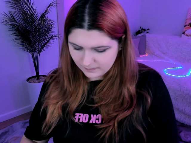 Milenafiery live cam on BongaCams