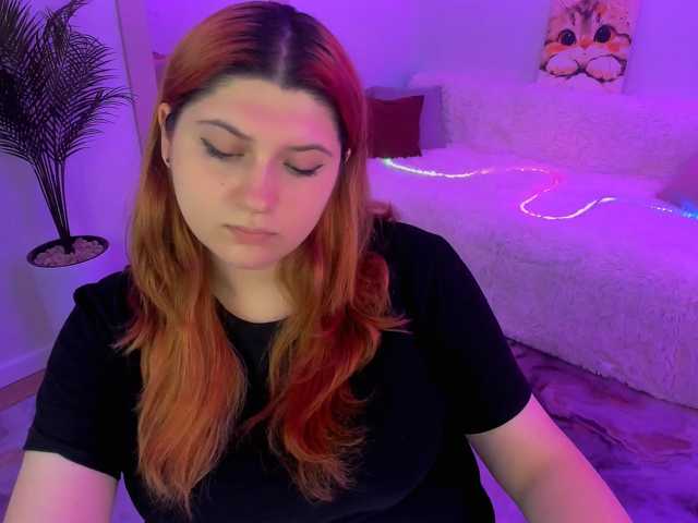 Milenafiery webcam bongacams model stream image
