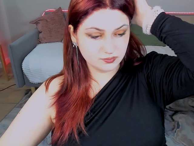 Milenafiery live cam on BongaCams