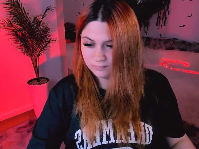 Milenafiery live cam on BongaCams