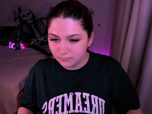 Milenafiery live cam on BongaCams