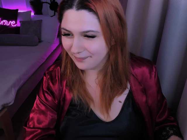 Milenafiery live cam on BongaCams