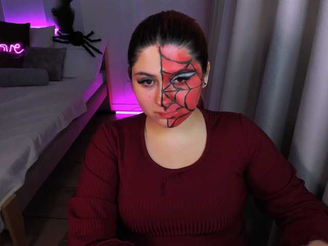 Milenafiery live cam on BongaCams