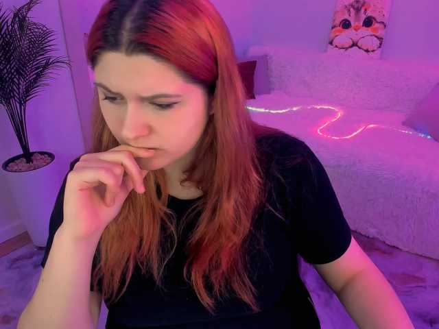 Milenafiery live cam on BongaCams