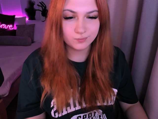 Milenafiery live cam on BongaCams