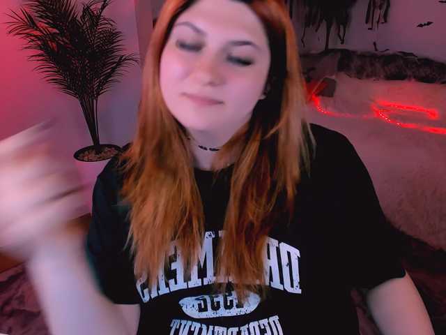 Milenafiery live cam on BongaCams