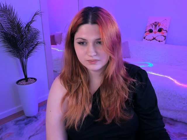 Milenafiery live cam on BongaCams