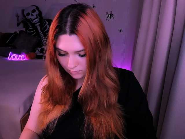 Milenafiery live cam on BongaCams