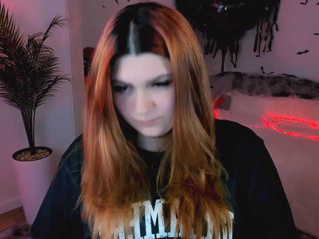 Milenafiery live cam on BongaCams