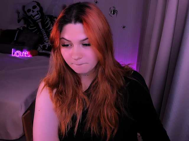 Milenafiery live cam on BongaCams