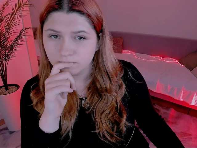Milenafiery live cam on BongaCams