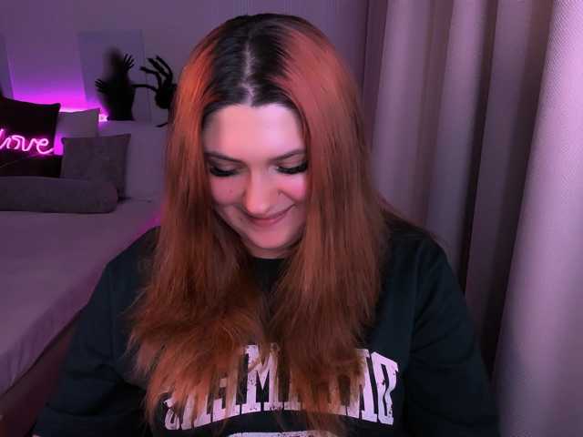 Milenafiery live cam on BongaCams