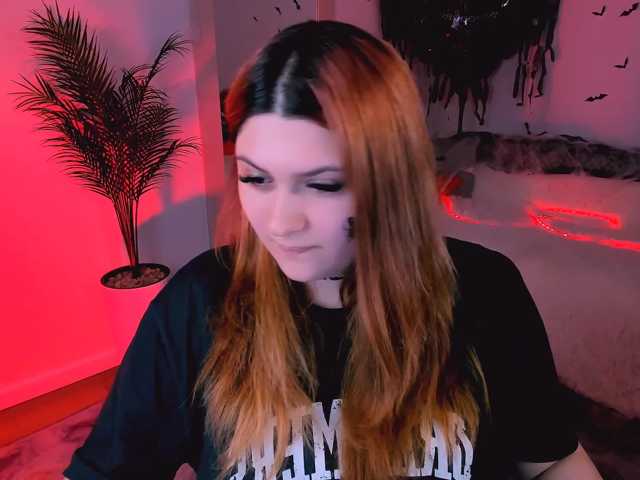 Milenafiery live cam on BongaCams