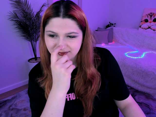 Milenafiery live cam on BongaCams
