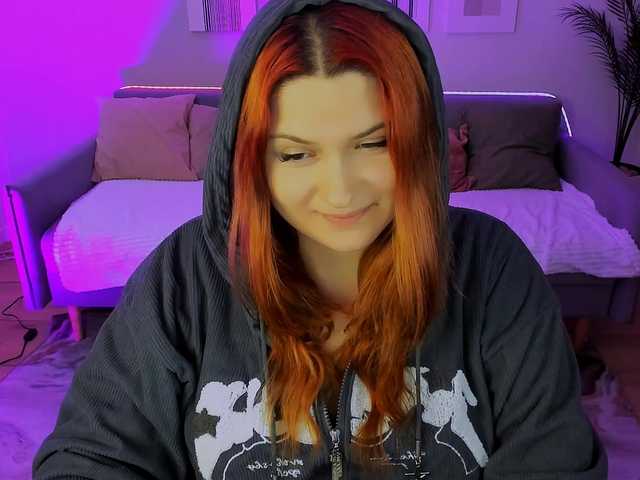 Milenafiery live cam on BongaCams