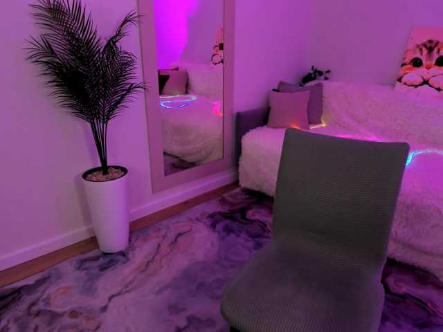 Milenafiery live cam on BongaCams