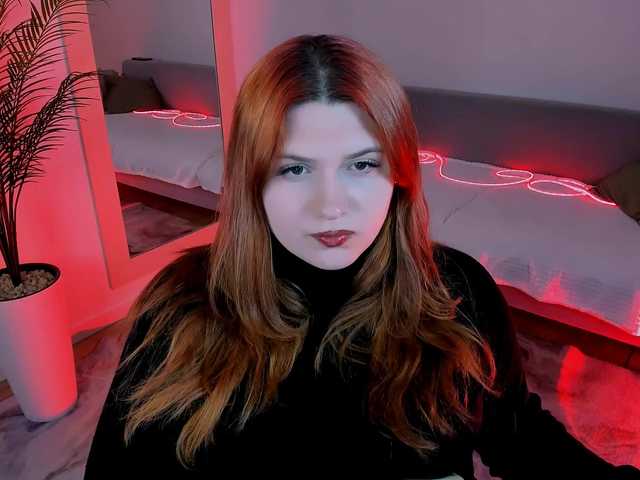 Milenafiery live cam on BongaCams
