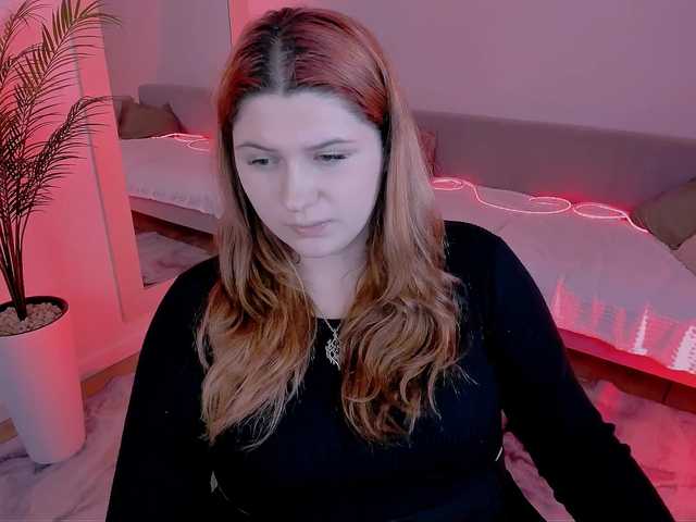 Milenafiery live cam on BongaCams