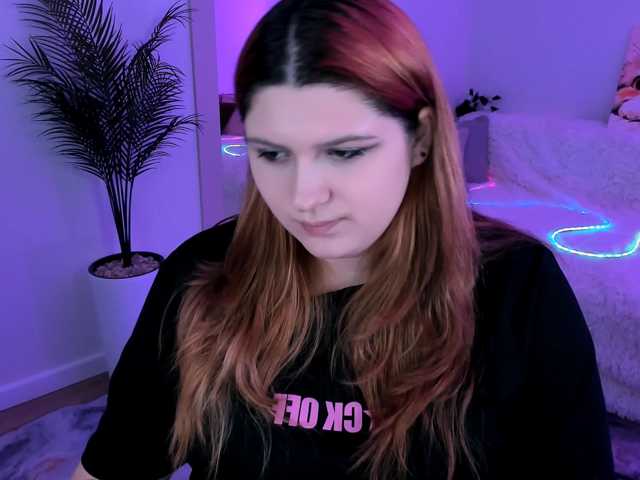 Milenafiery live cam on BongaCams